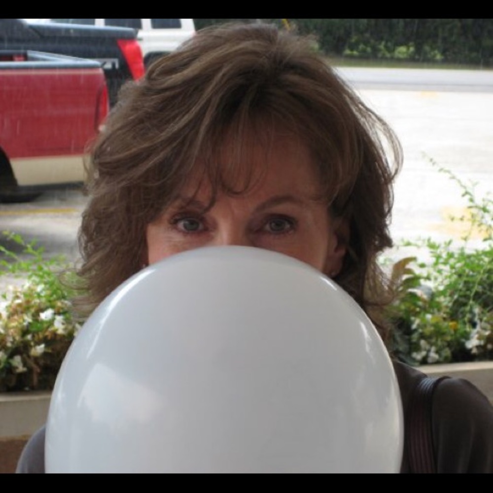 Meet your Posher, Deborah